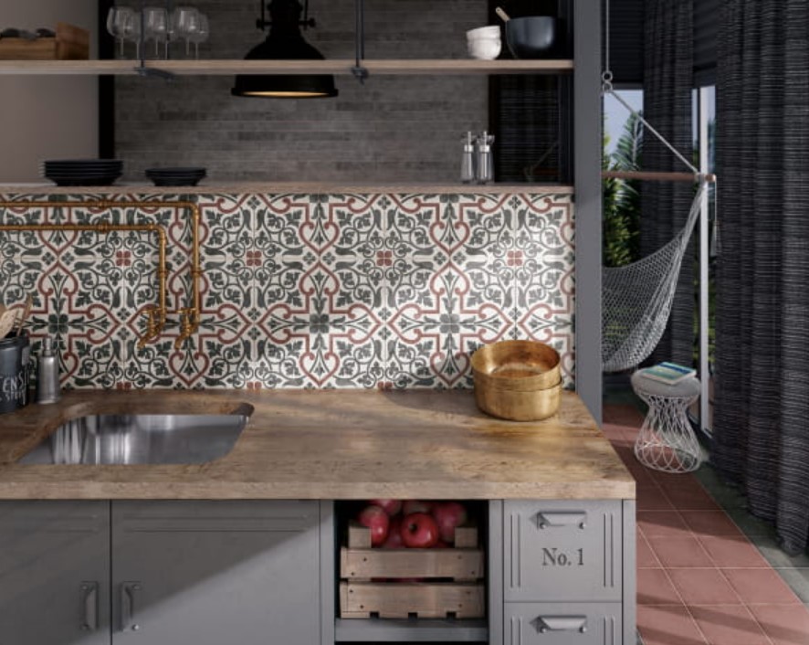 Orientalny patchwork nad blatem kuchennym